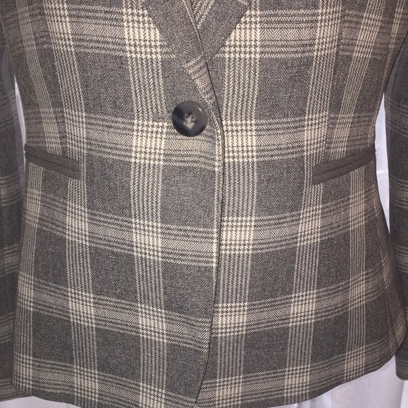 Tahari Grey Plaid Blazer Jacket - Picture 3 of 6